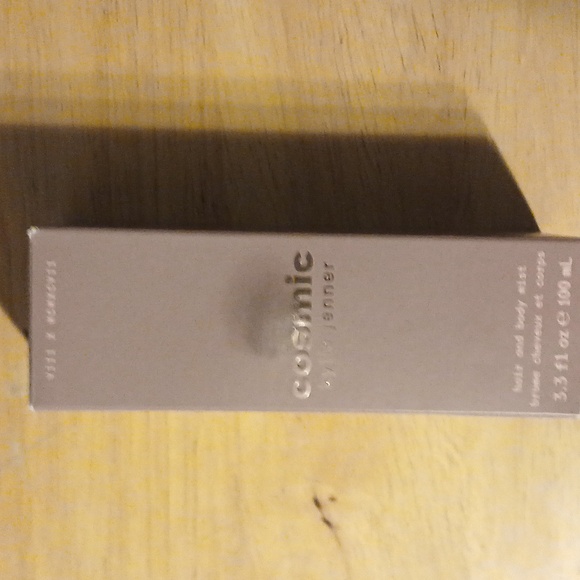 Kylie Jenner Cosmic Hair and Body Mist - Picture 3 of 3